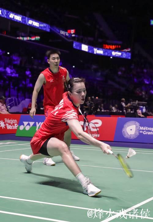 羽毛球世锦赛:中国三对混双组合挺进八强 羽毛球世锦赛:中国三对混双组合挺进八强
